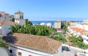 Lovely Apartment In Almunécar With House Sea View